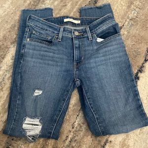 Levi’s 711 Skinny 25